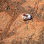 Mars donut! The persistent rover spots a holey rock on the Red Planet